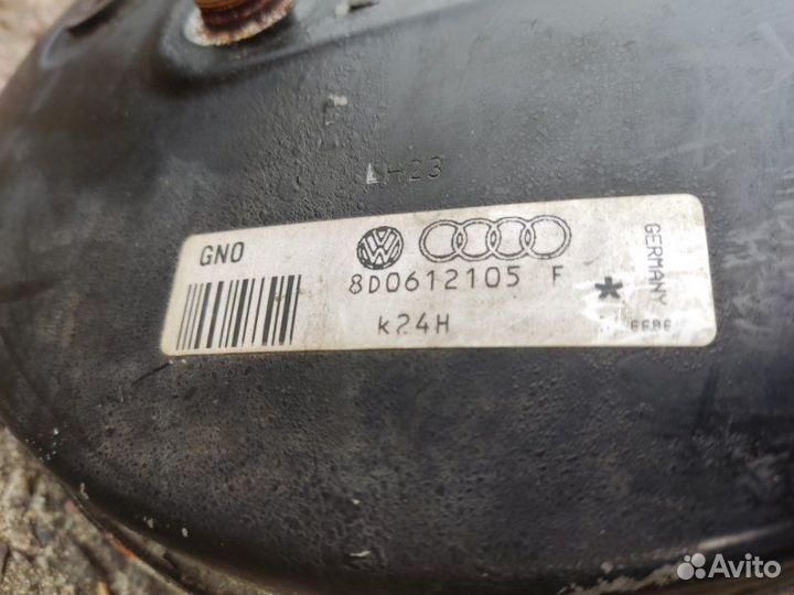 Вакуумный усилитель тормозов Audi A6 седан 2.4I