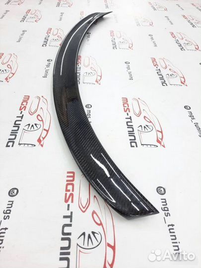 Спойлер Tesla Model 3 в стиле OEM карбон