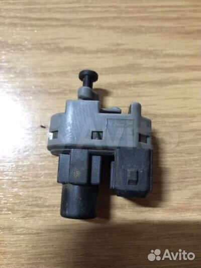 Датчик стоп сигнала Ford Mondeo 3 2000-2007