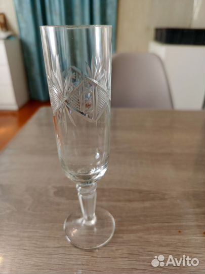 Бокал стеклянный для шампанского