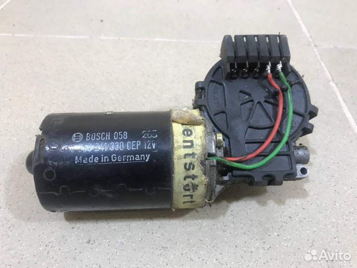 Моторчик стеклоочистителя передний Audi 80/90 B3 1