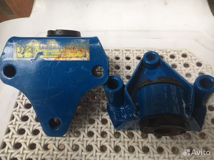 Кронштейны растяжки (крабы)