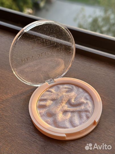 Хайлайтер revolution