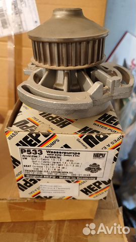 Помпа двигателя на vw Golf, vento,Seat cordoba