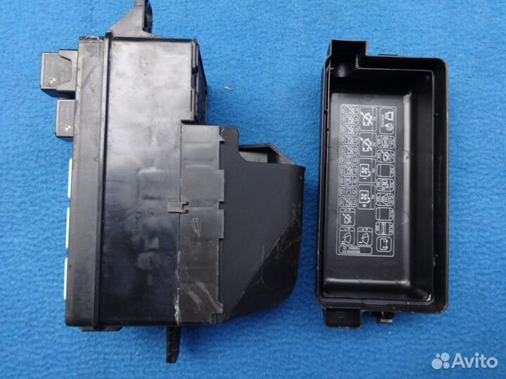 Распределитель под капота Мини Купер Р56 Mini R56