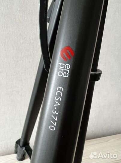 Штатив для фотоаппарата профессиональный