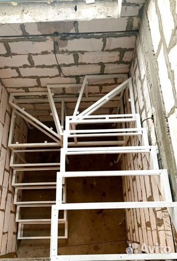 Лестница из листового металла