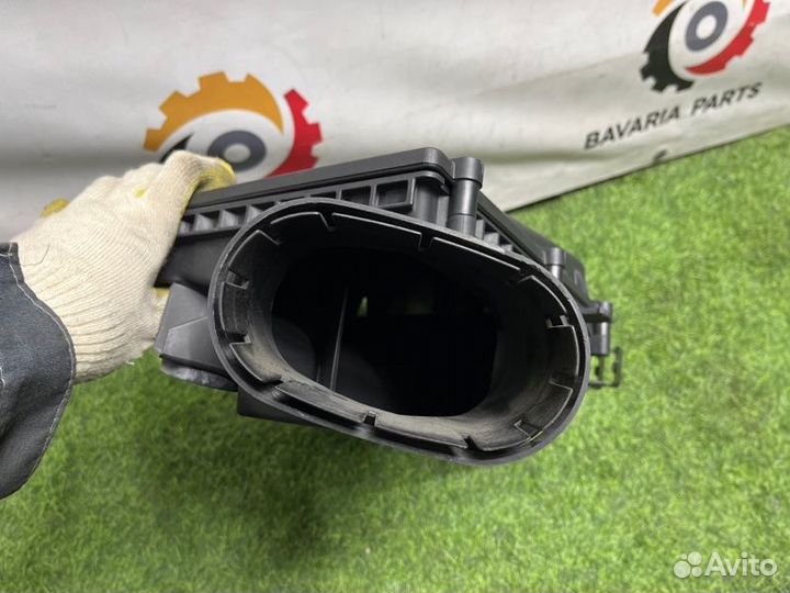 Корпус воздушного фильтра Bmw 5 F10 3.0 N55 2010