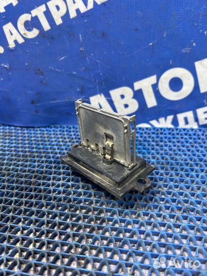 Резистор печки Nissan Note хэтчбек HR15 2005