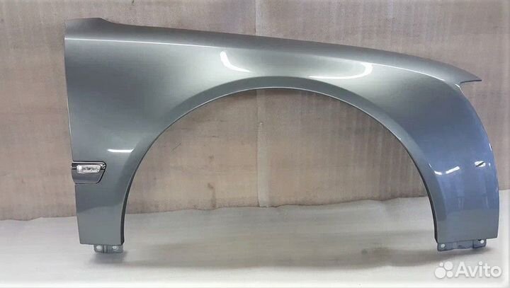 Крыло переднее правое на Audi A8 D3 4E