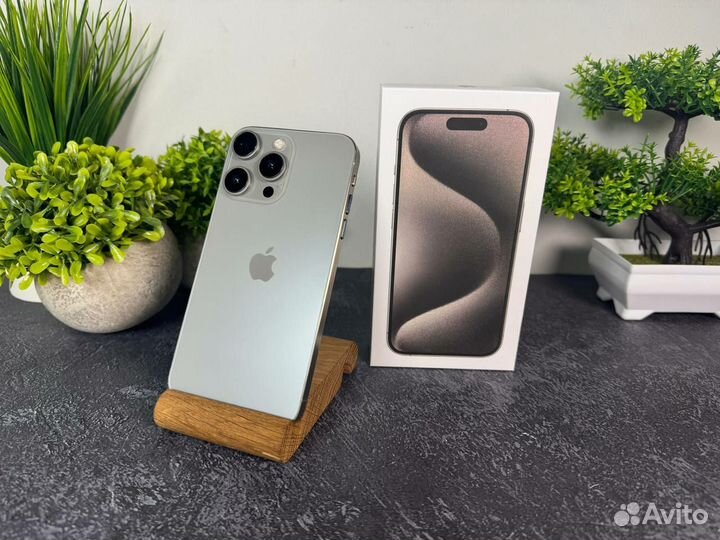 iPhone xr в корпусе 15 pro на 256 титан