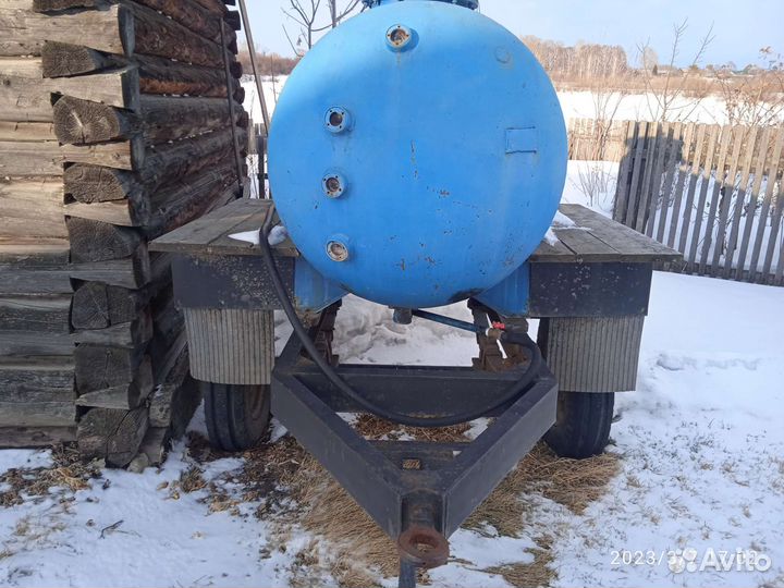 Прицеп с бочкой