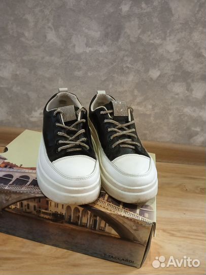 Кеды для девочки школьные