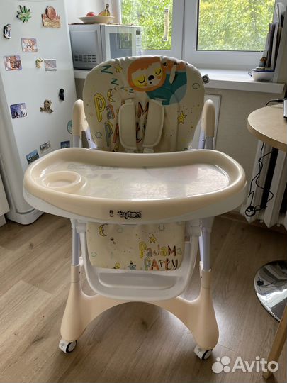 Стульчик для кормления babyton