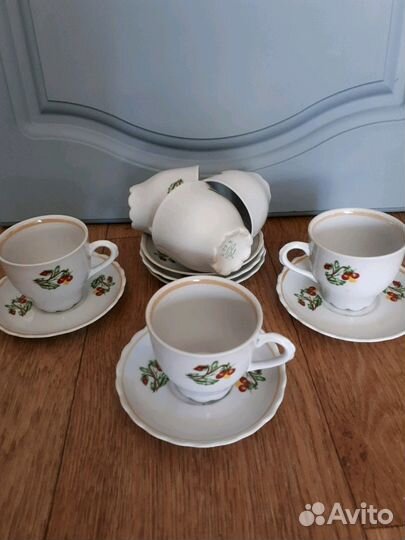 Посуда для чая и кофе, чайники, термосы