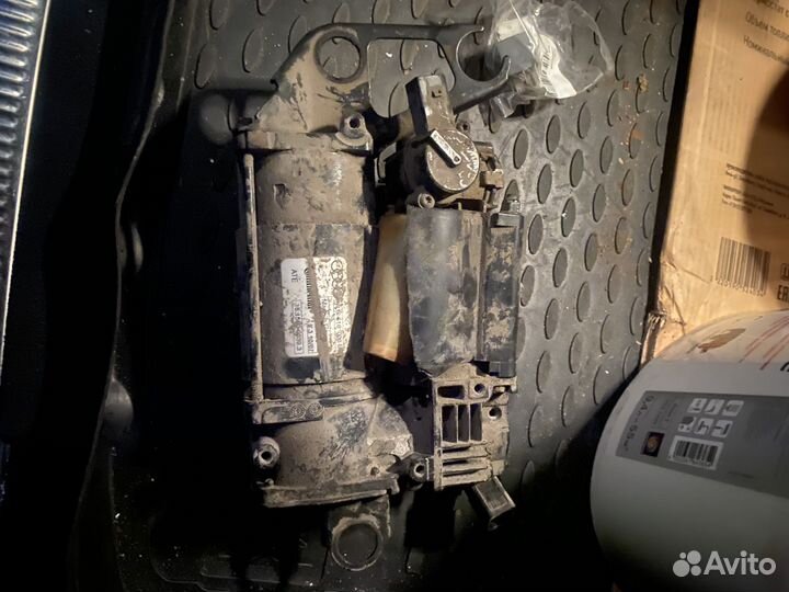 Компрессор на audi Q7 2005-2010г 4L для пневмо