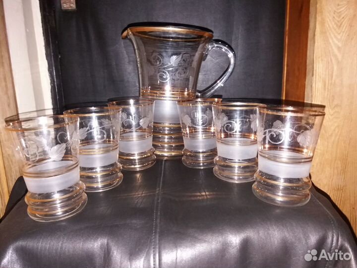 Набор кувшин и шесть стаканов - богемское стекло