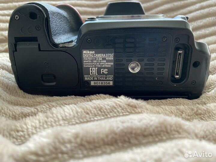 Зеркальный фотоаппарат nikon d750