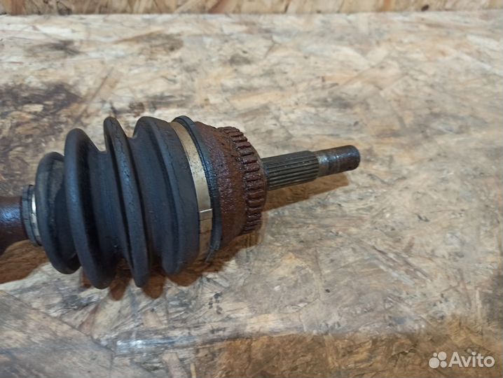 Привод правый Nissan Almera N15