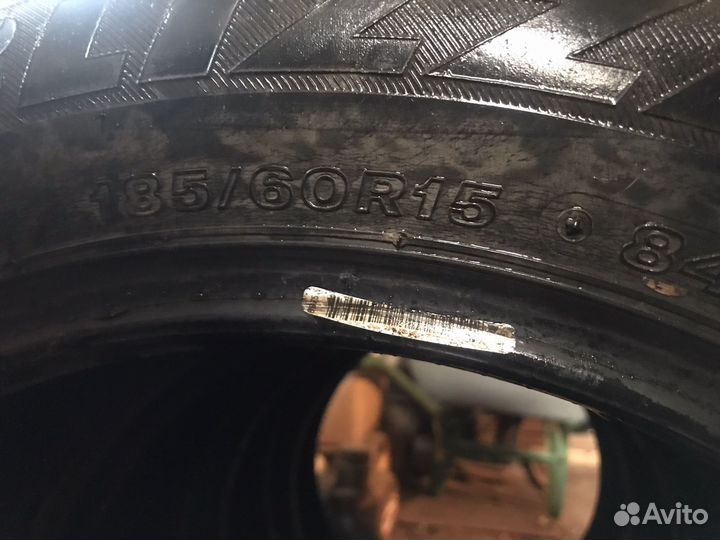 Bridgestone Blizzak Spike-01 185/65 R15