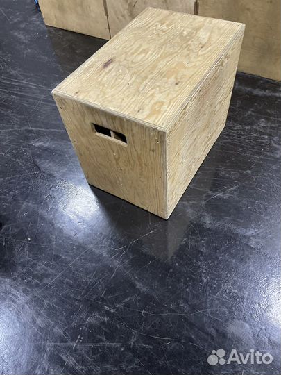 Тумбу для функциональных тренировок