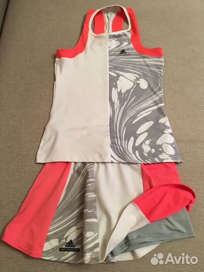 Спортивная форма для занятий теннисом