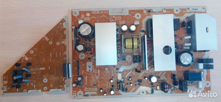 Телевизор Panasonic TH-R42EL7KS на запчасти