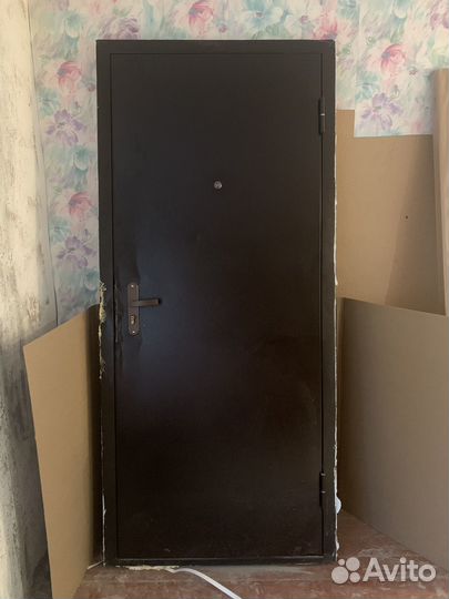 Дверь входная железная бу
