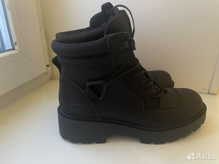 Ботинки женские UGG