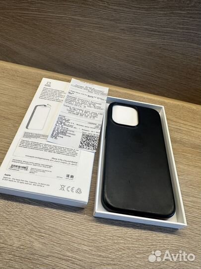 iPhone 13 pro кожаный чехол