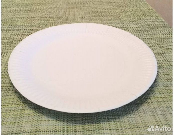 Одноразовые тарелки