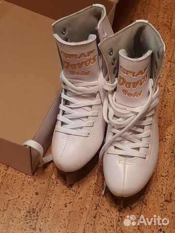 Коньки фигурные Graf размер 36