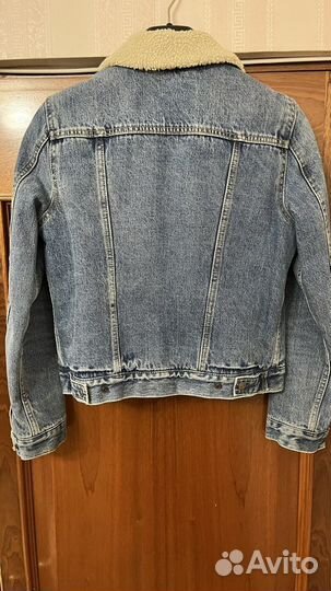 Куртка демисезонная женская Levis