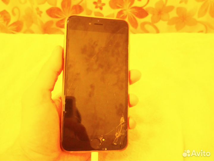 iPhone 6S Plus, 16 ГБ