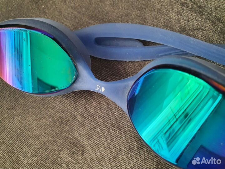 Плавательные очки