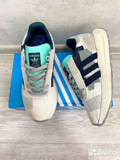 Кроссовки Adidas Retropy e5