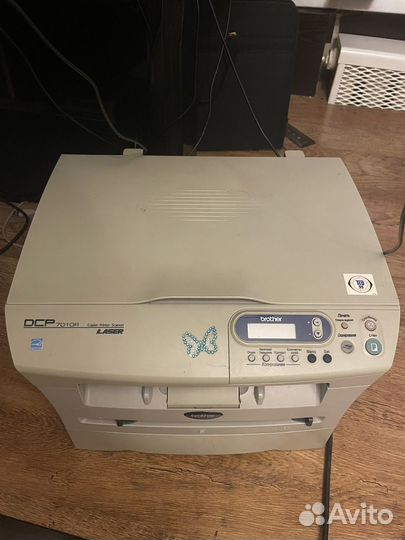 Принтер Brother laser DCP 701OR (на запчасти/вост)