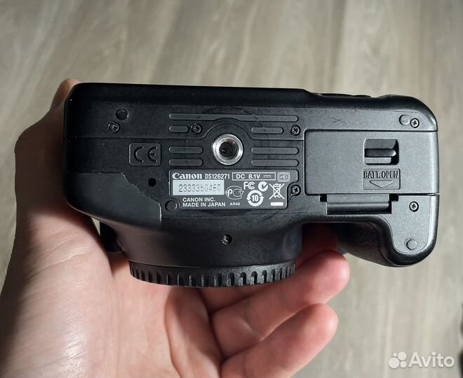 Зеркальный фотоаппарат canon 550d