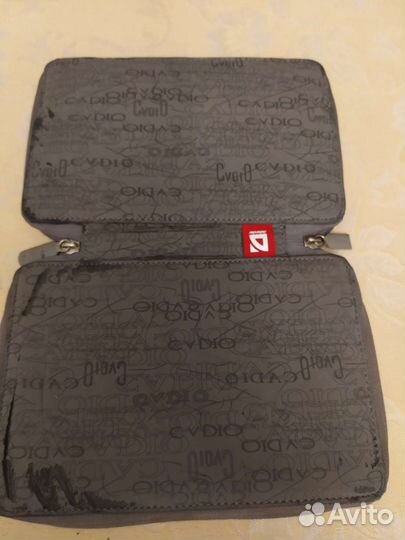 Белый планшет samsung с чехлом б/у (гугл не вкл)