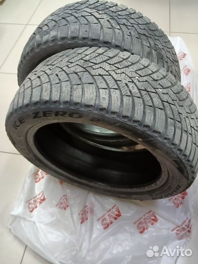 Pirelli Ice Zero 2 225/50 R18