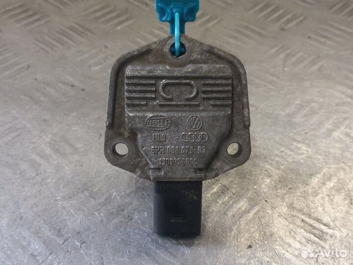 Датчик уровня масла Volkswagen Golf 4