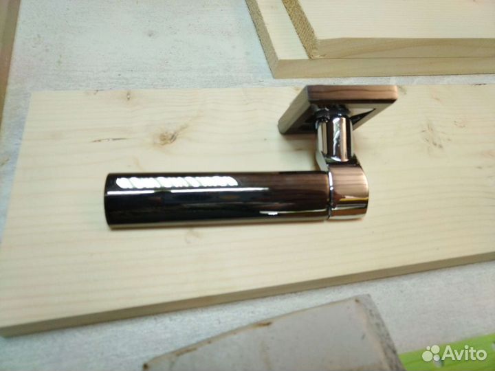 Дверные ручки межкомнатные новые