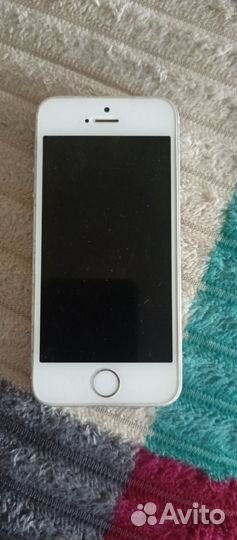 Телефон iPhone 5s