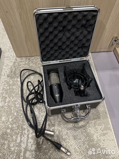 Микрофон AKG p420 полный комплект