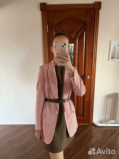 Платье с вырезом халтер 12 storeez