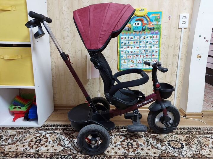 Велосипед трёхколёсный с родительской ручкой