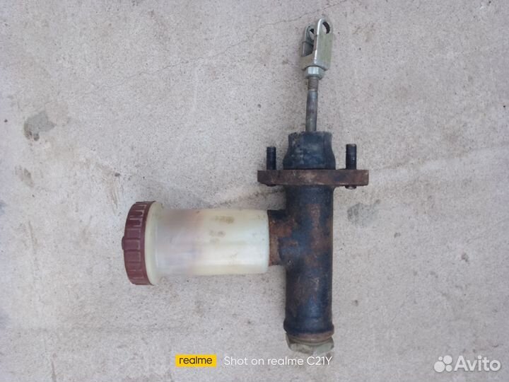 Главный тормозный цилиндр