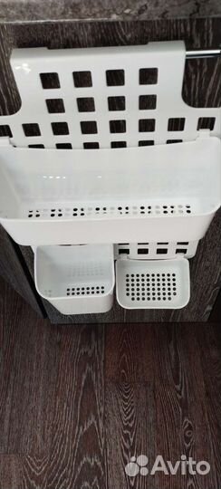 Органайзер навесной с контейнерами