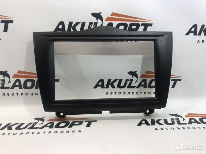 Переходная рамка для LADA Granta