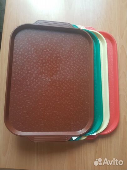 Подносы для общепита